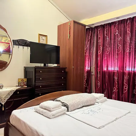George House * Тасос