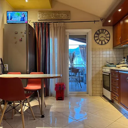 George House * Тасос
