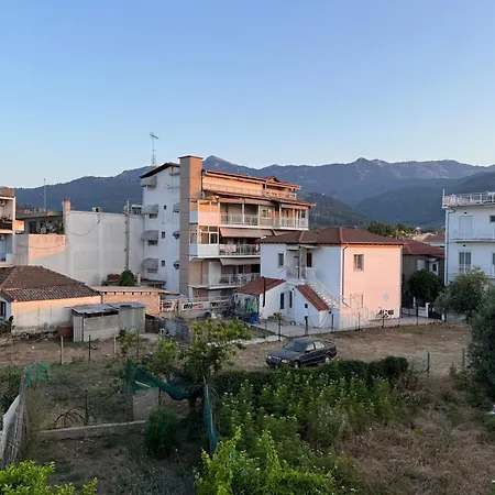 George House 公寓 *